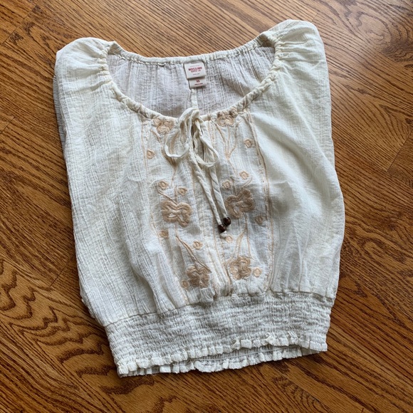 Beautiful Butterfly Top - Picture 5 of 6